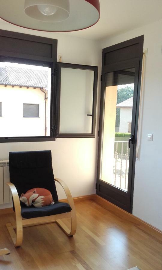Apartamento Paola. Prepirineo. Senderismo, Relax... La Puebla De Castro Bagian luar foto